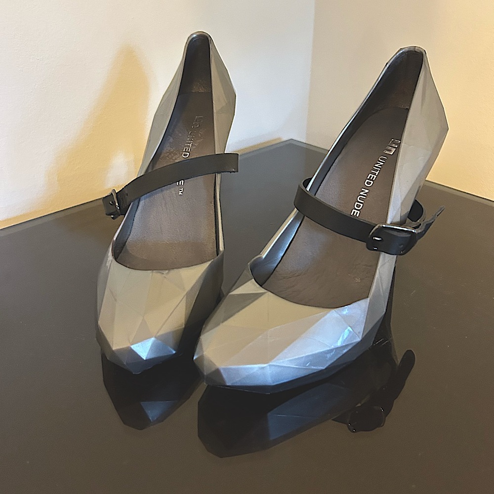 Brand new United Nude Geometric heels